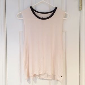 🌸NWOT Soft & Sexy Tank